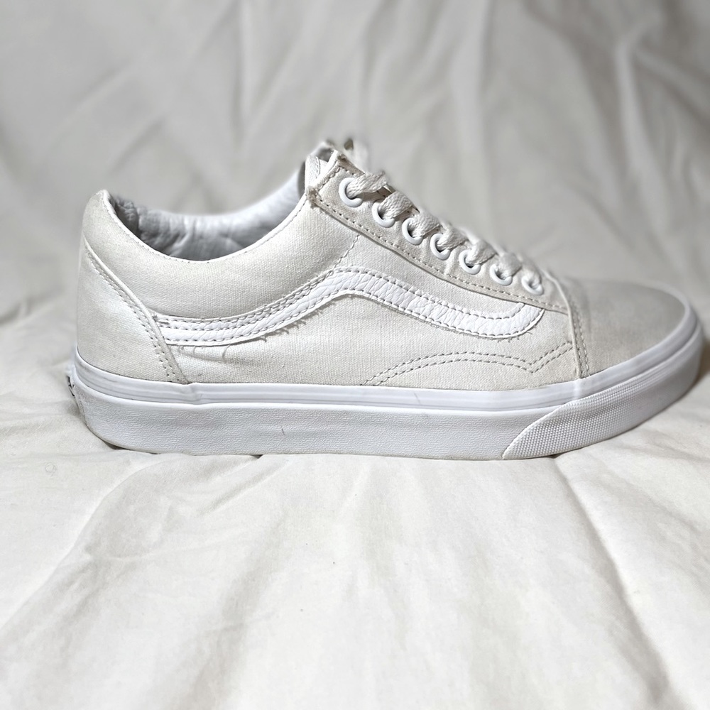 White old skool vans